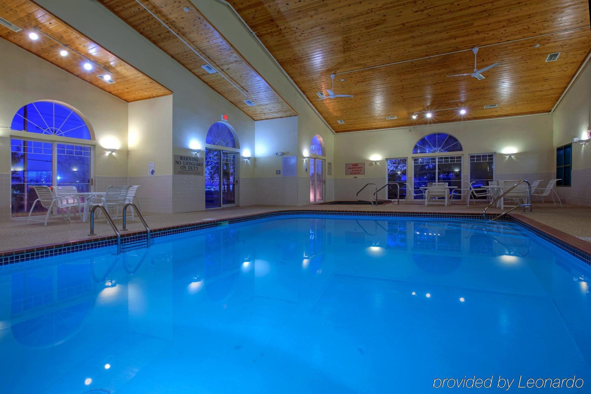 Country Inn & Suites By Radisson, Mason City, Ia Zewnętrze zdjęcie