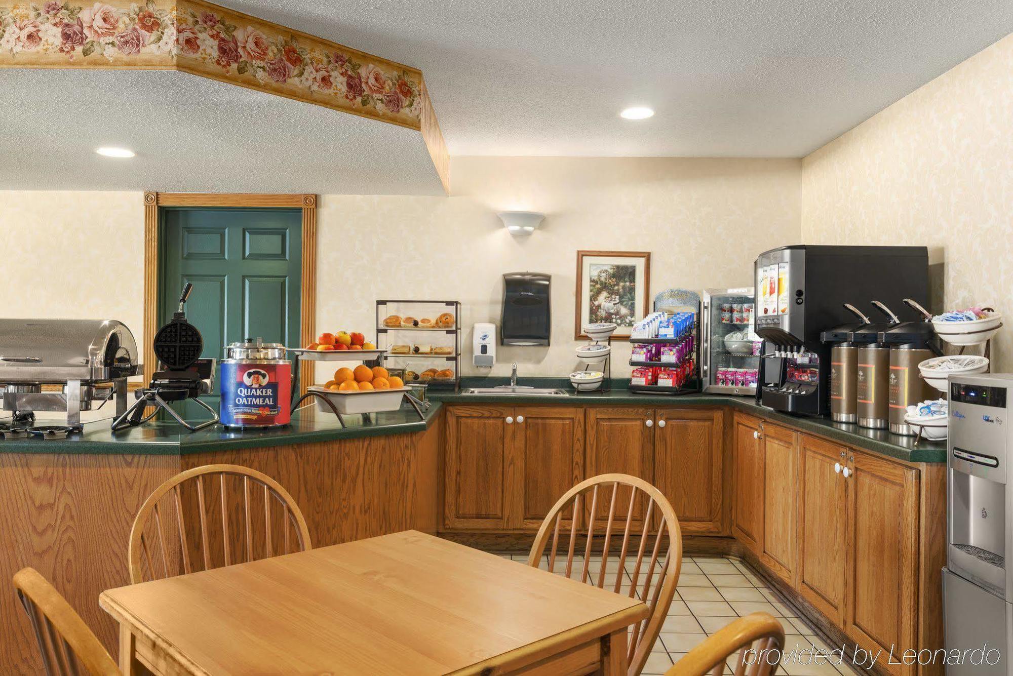 Country Inn & Suites By Radisson, Mason City, Ia Zewnętrze zdjęcie