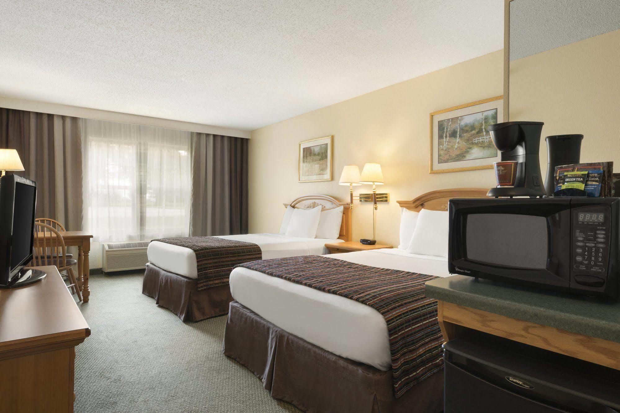 Country Inn & Suites By Radisson, Mason City, Ia Zewnętrze zdjęcie