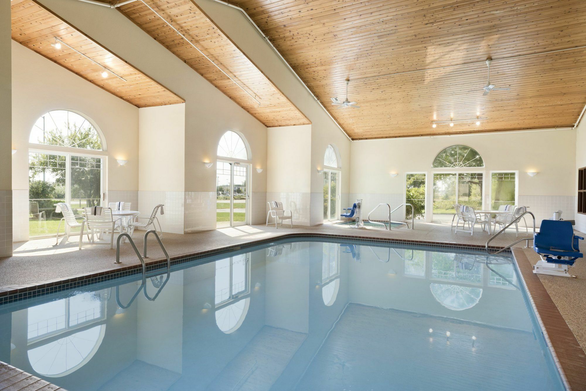 Country Inn & Suites By Radisson, Mason City, Ia Zewnętrze zdjęcie
